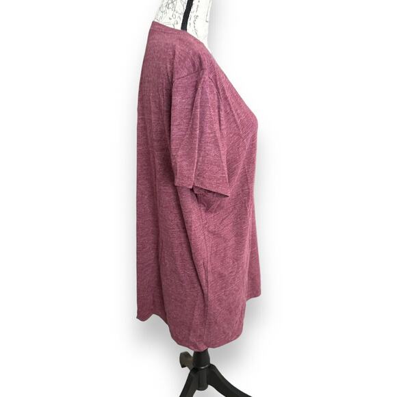 Torrid Classic Fit Maroon Heather Jersey Knit Short Sleeve Crew Neck T-shirt 1 - Picture 2 of 6